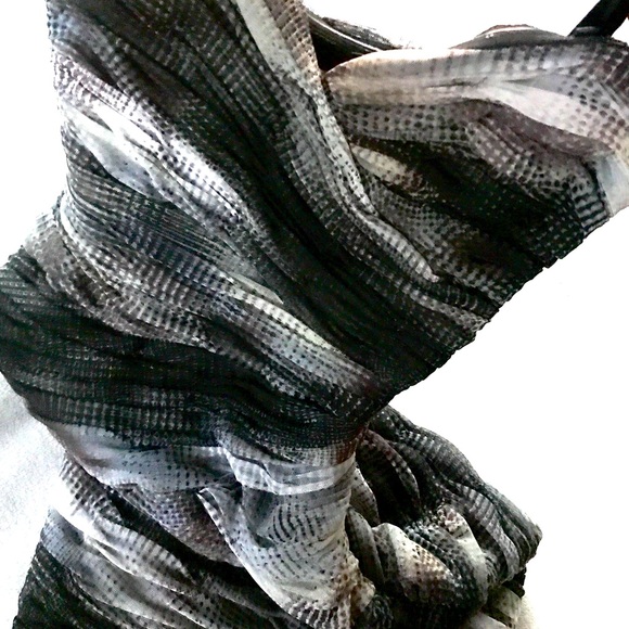 Strapless BCBG party dress - Picture 1 of 13